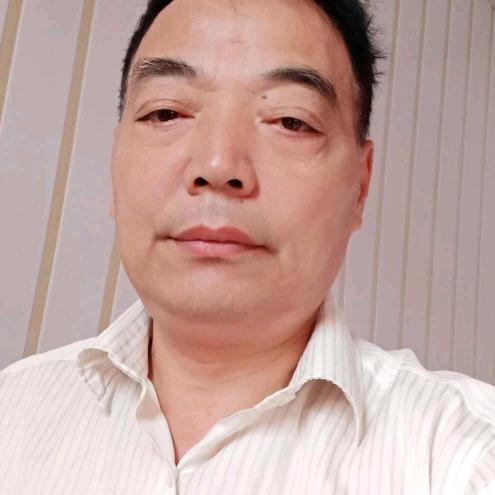 袁万强