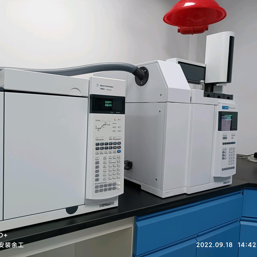 杰岛科学仪器 余工实验室检测设备维护保