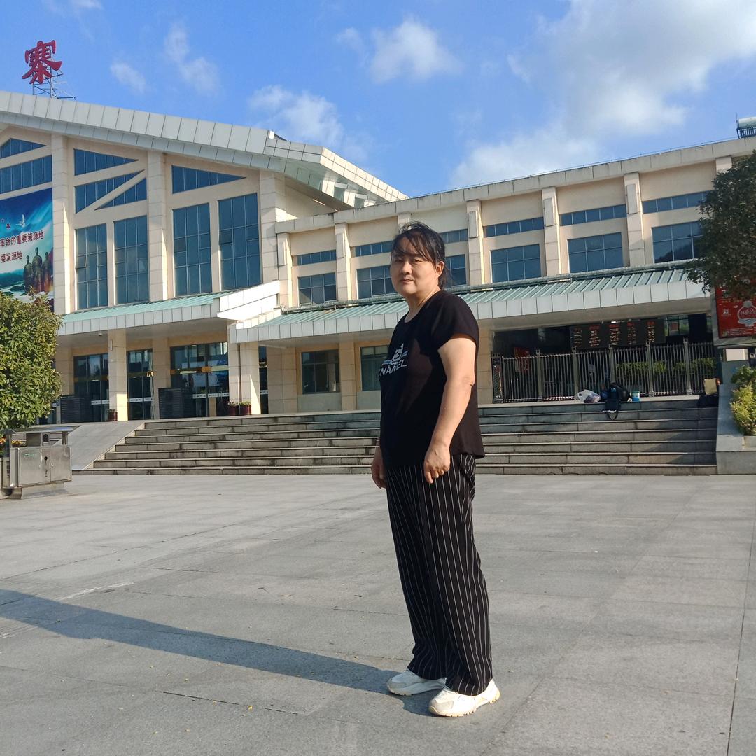 高傲的玫瑰