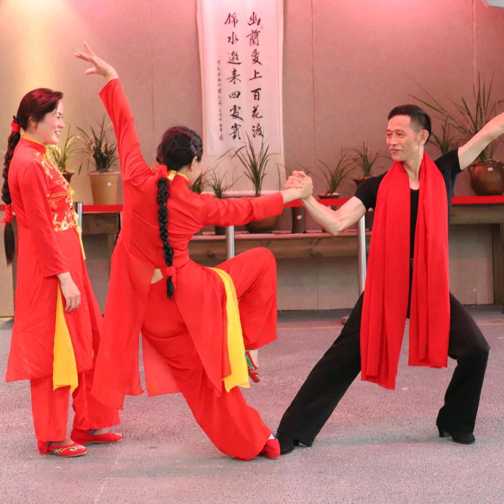 幸福快乐每一天！开开心心！快快乐乐！潇洒