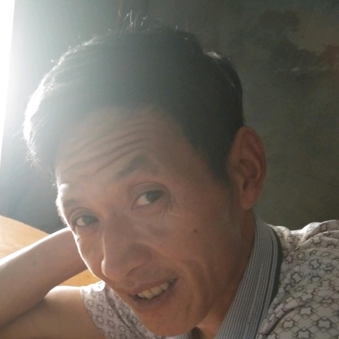 杨成兵
