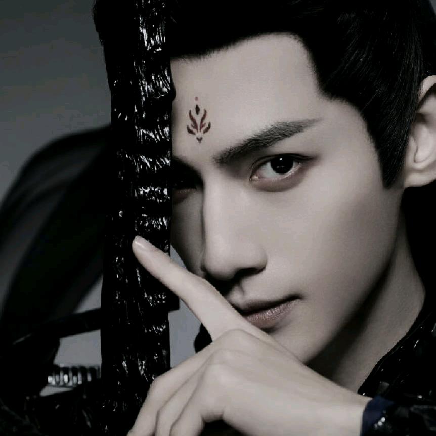 月半仙女的拔草机