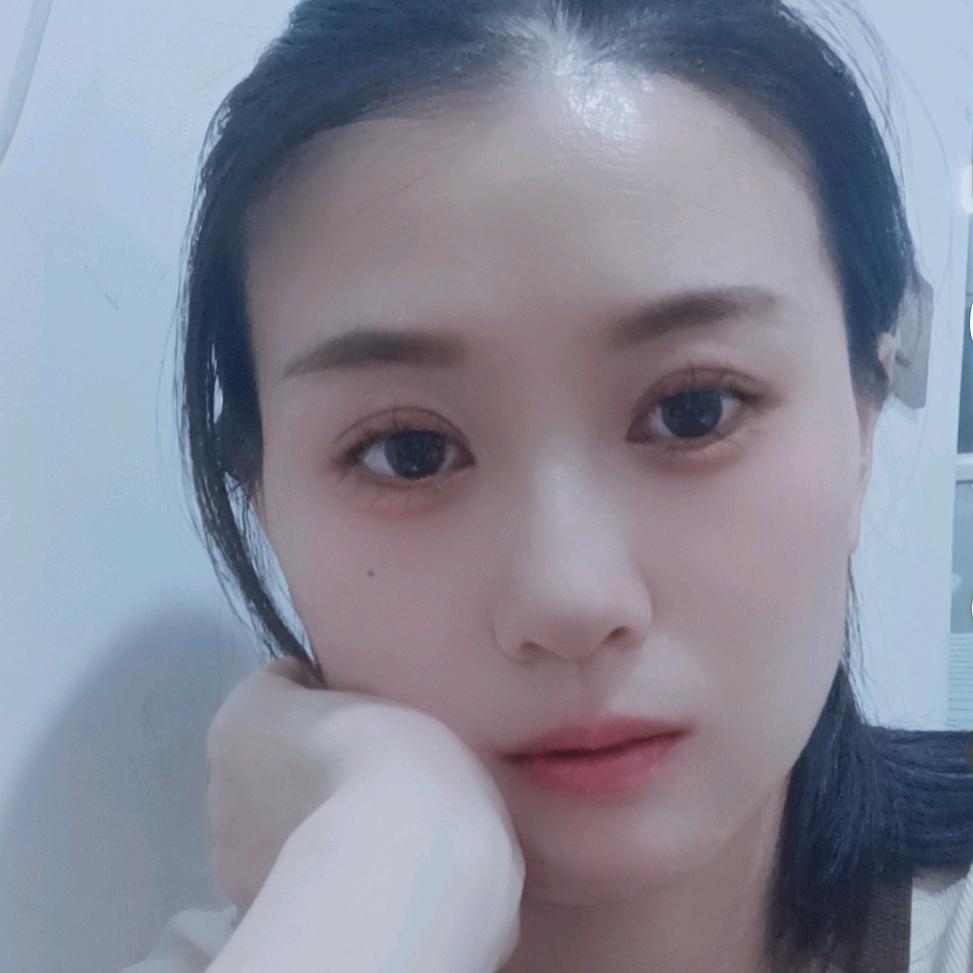 幸福其实是 无病无灾无忧无虑