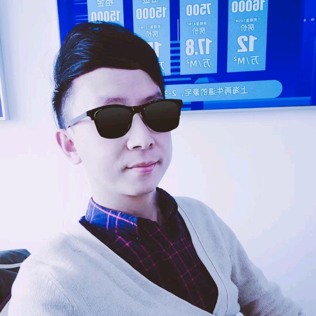 鹏歌聊房