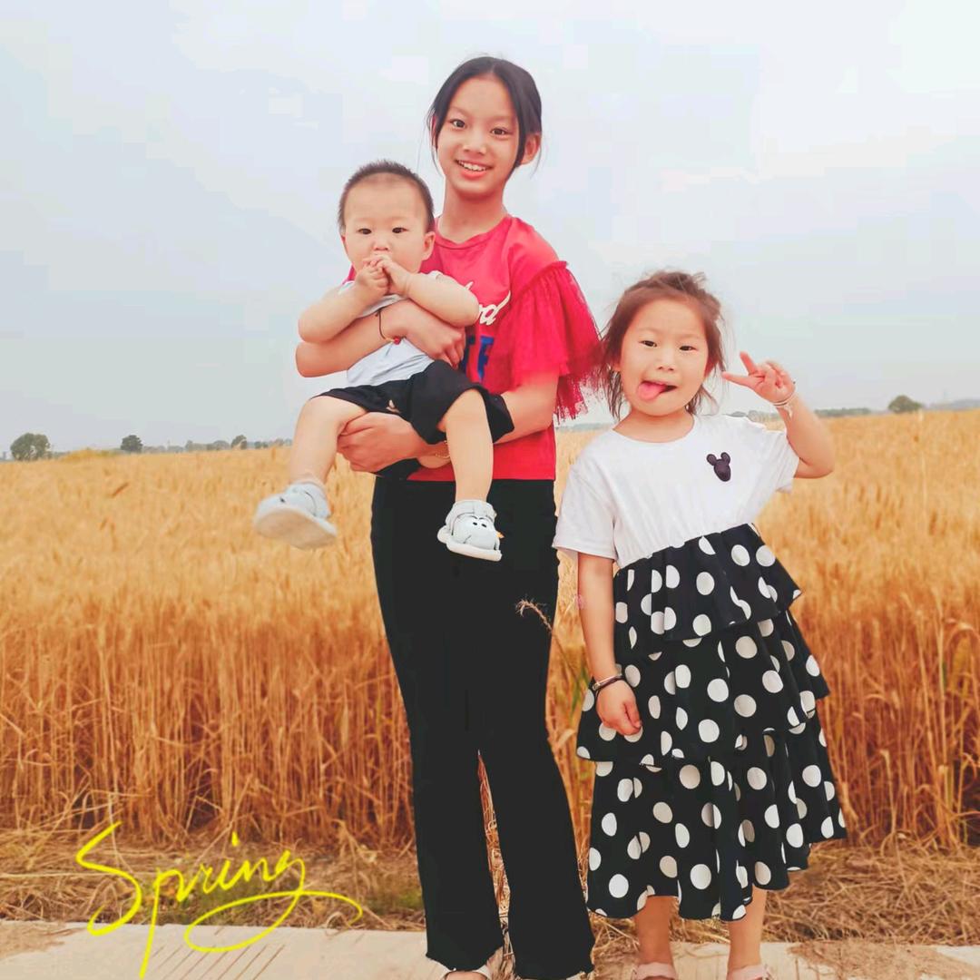 花儿朵朵笑太阳☀