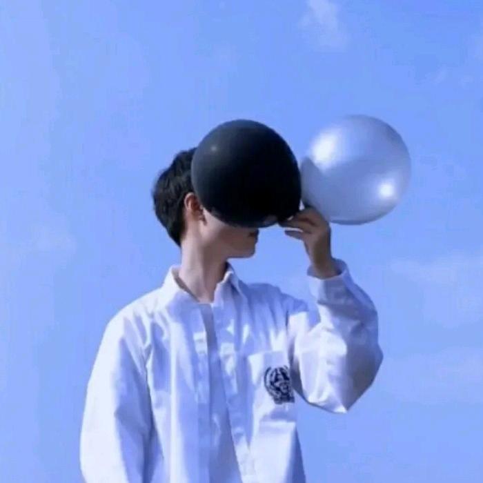 宁绍秋同学