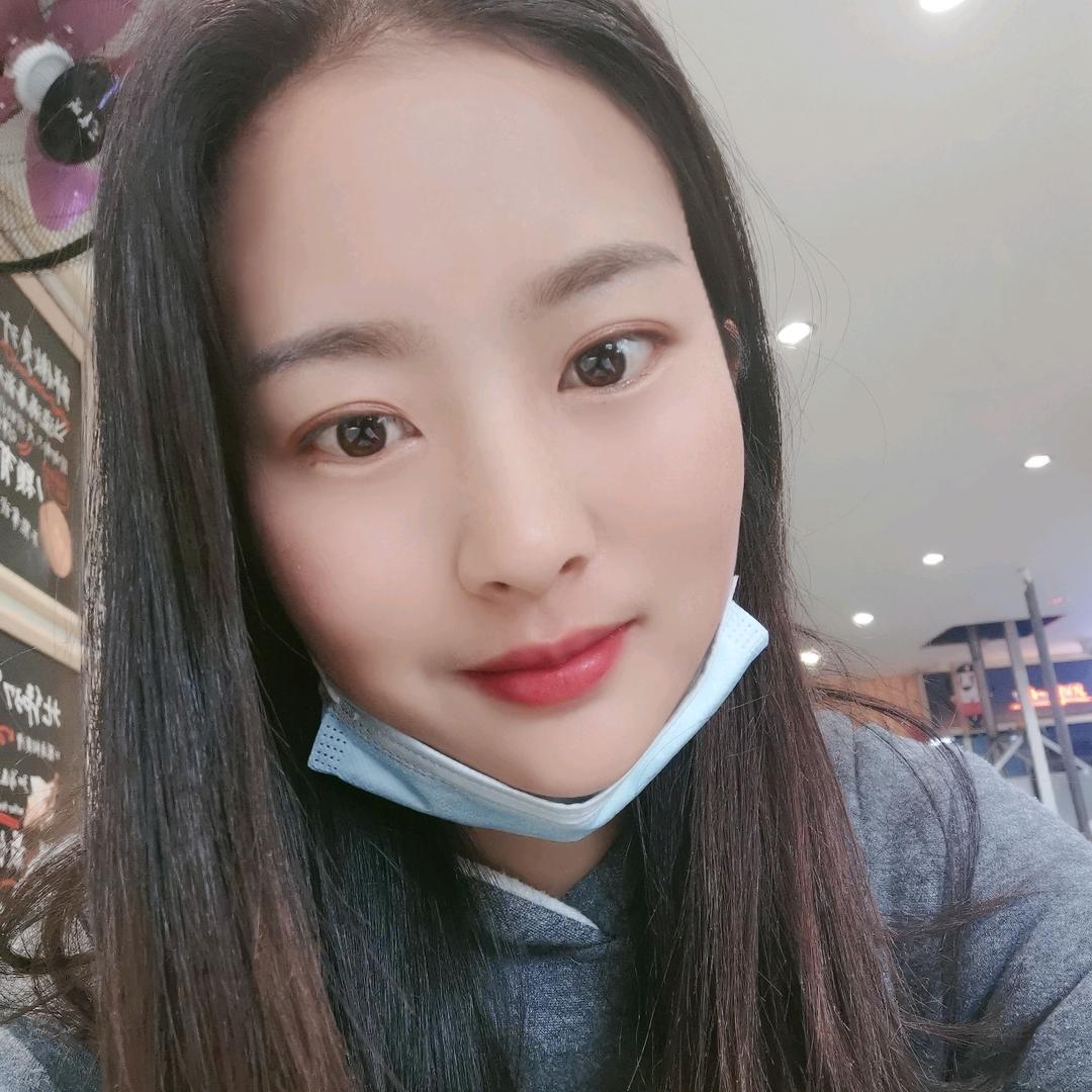 小 颖
