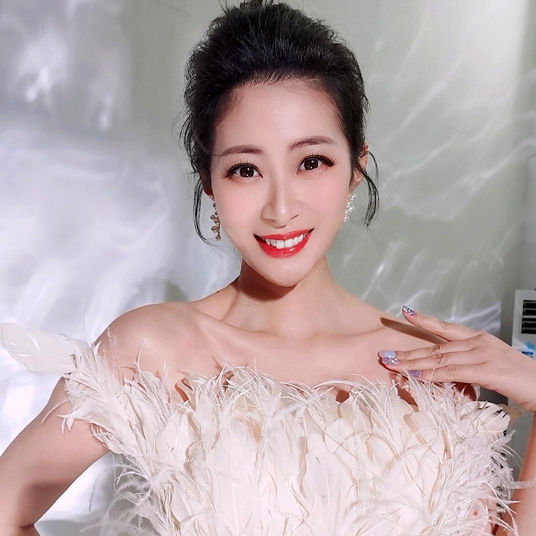 主持人宋丹丹@抖音