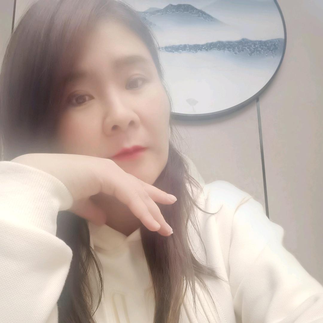 龙湖搓澡妹