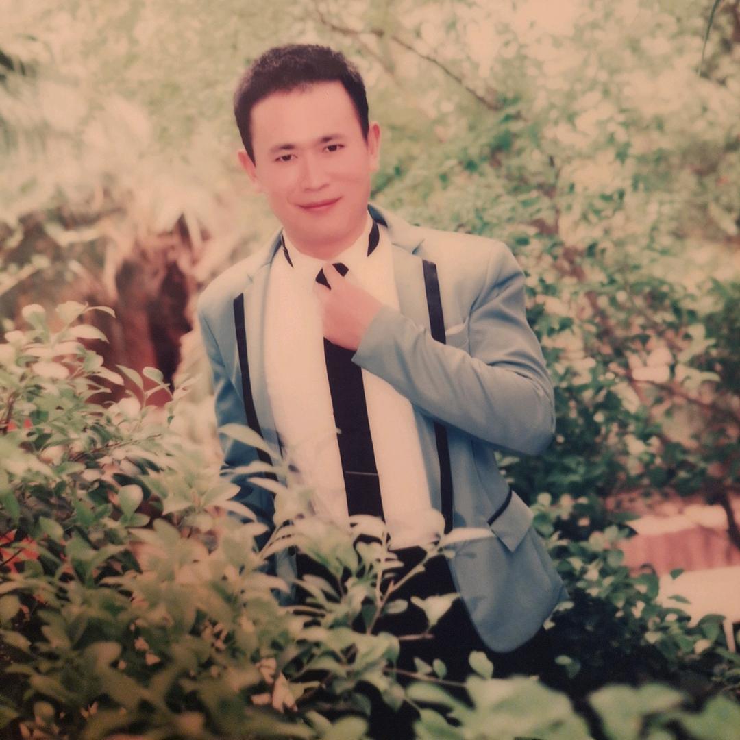 天生傲骨不服输