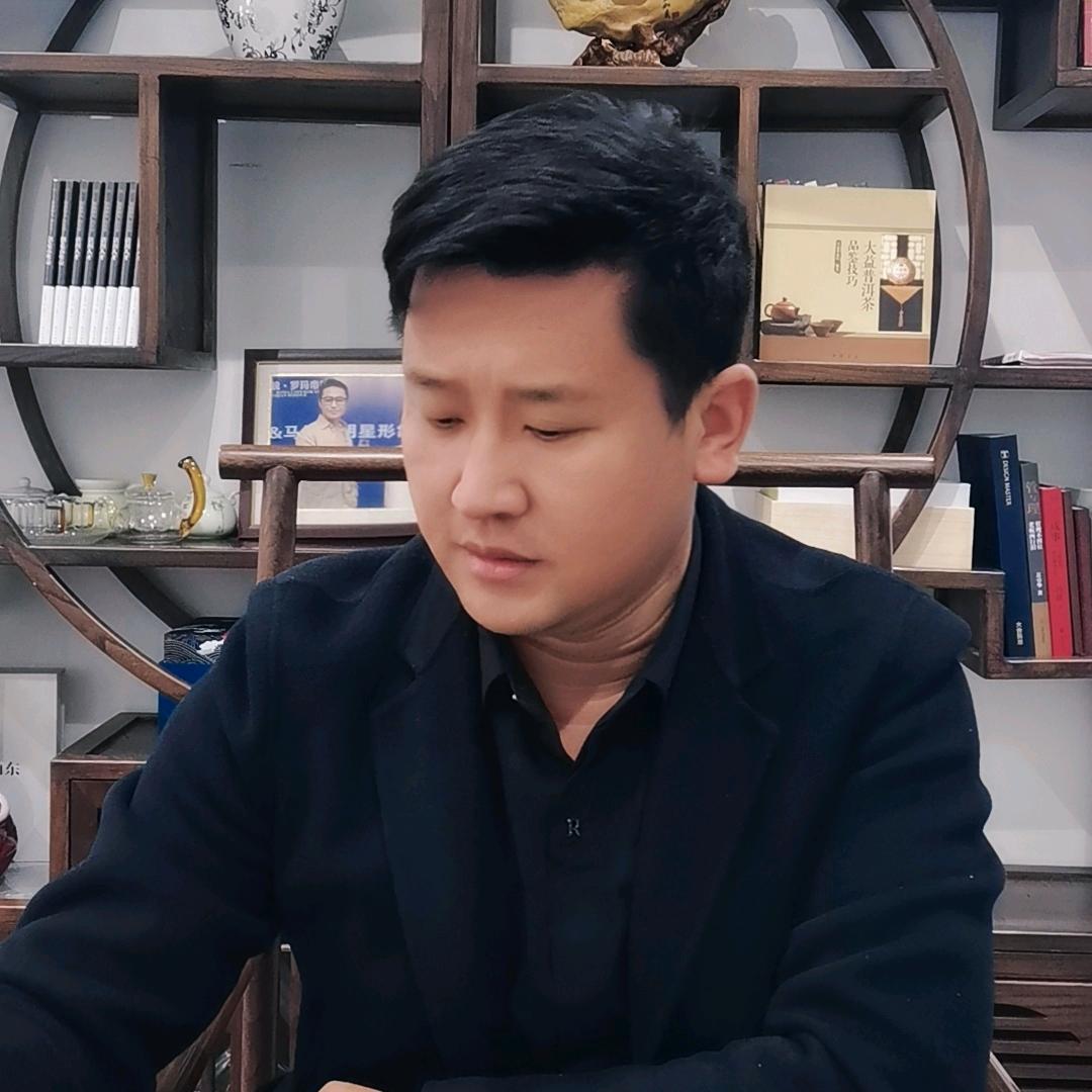 瓷砖工程服务商小袁总