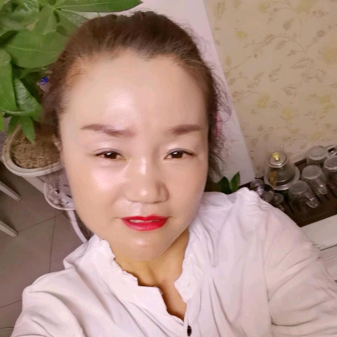 月涵护肤客服号