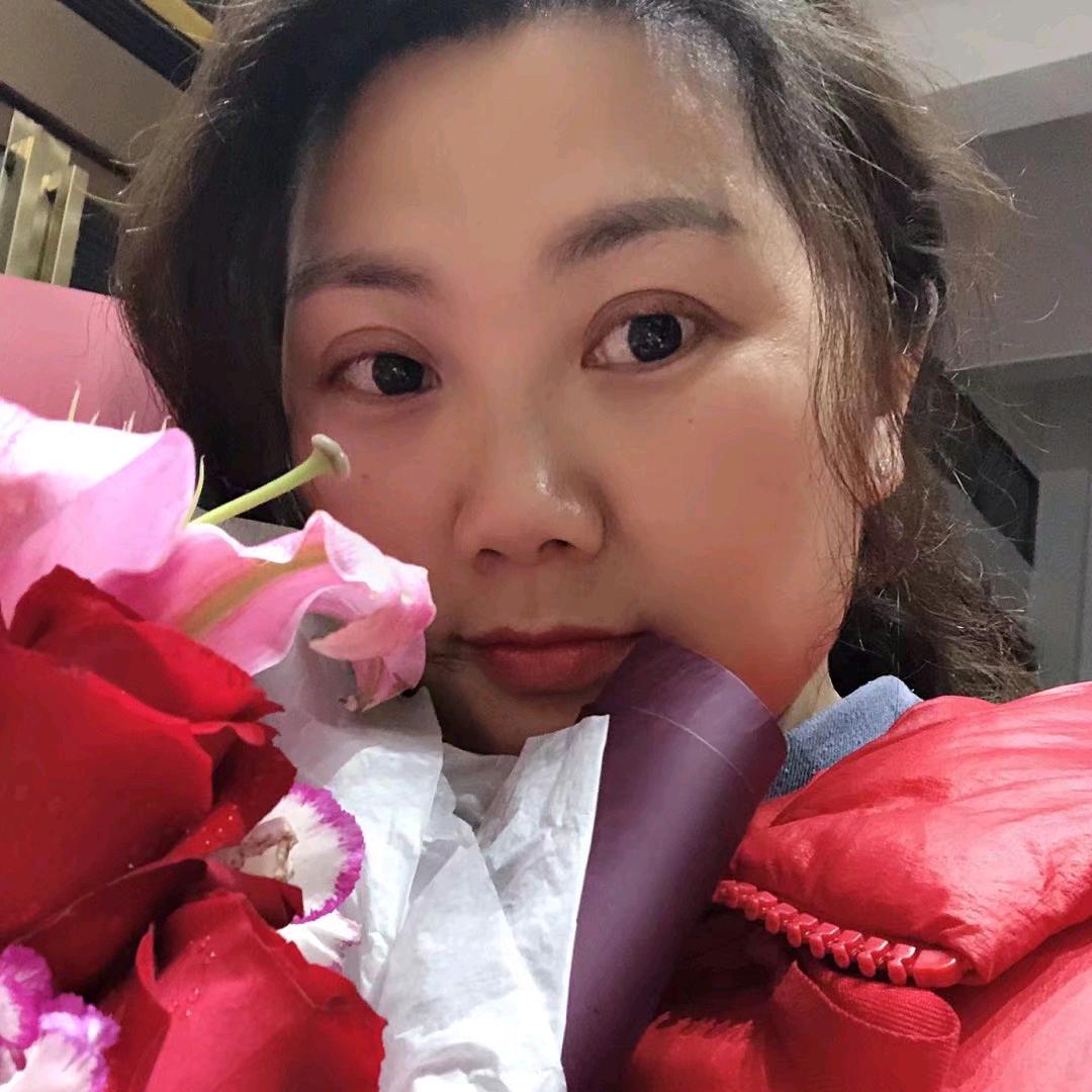 然后笑了