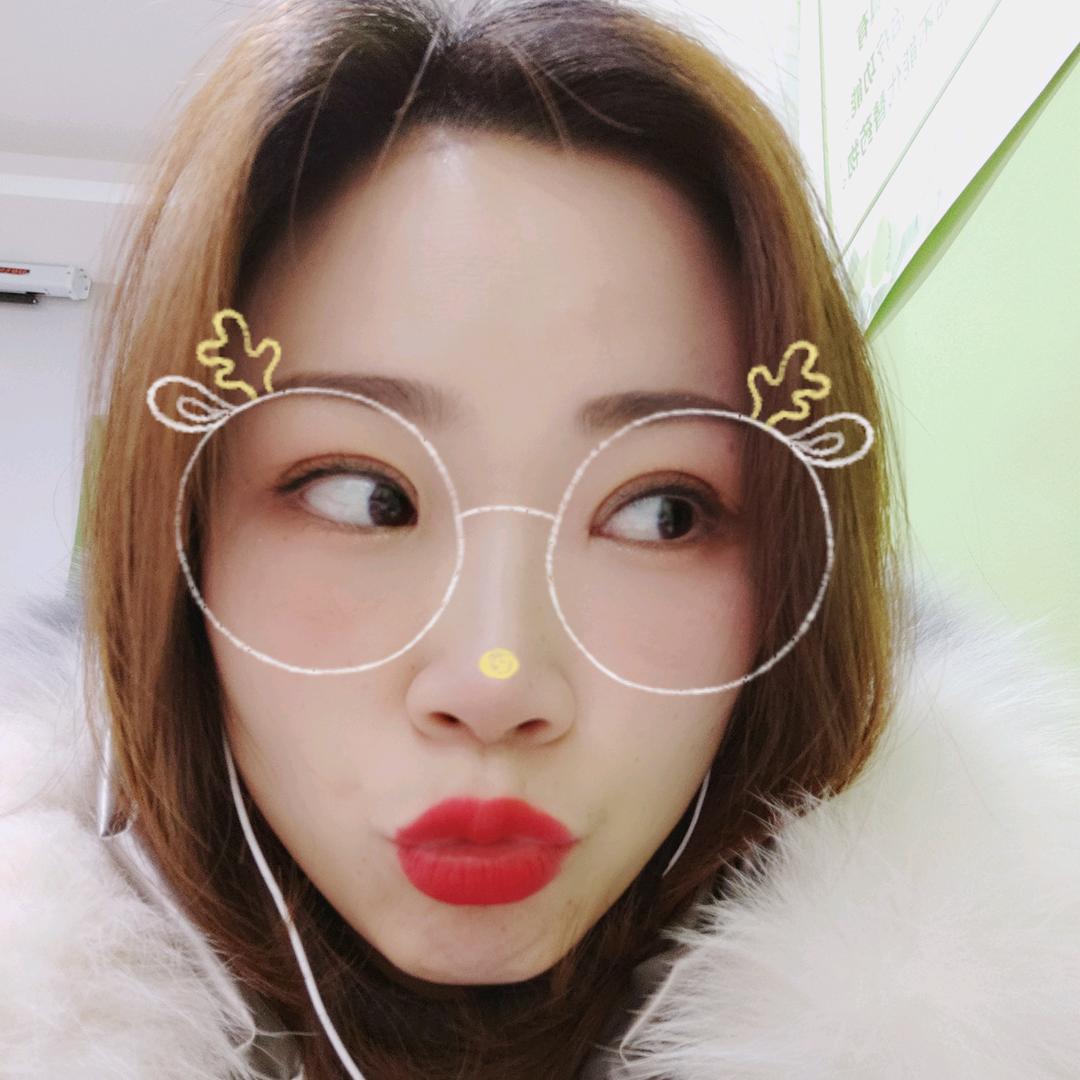 积极阳光的海霞
