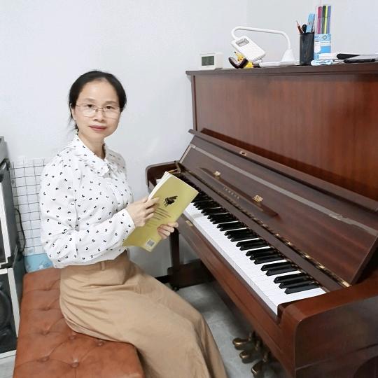 鑫才钢琴艺术