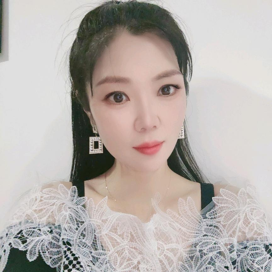 爱逗的燕子姐