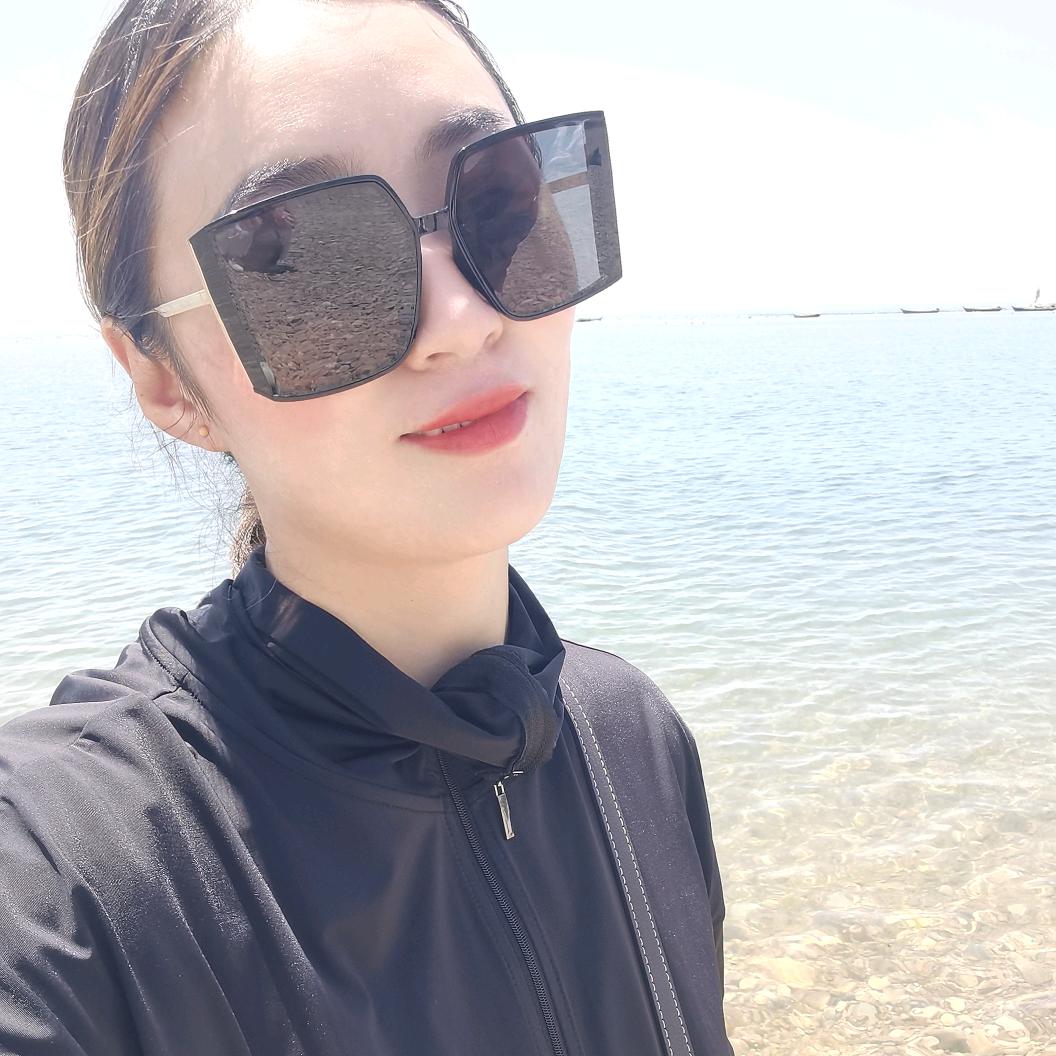 爱笑的展姐👄