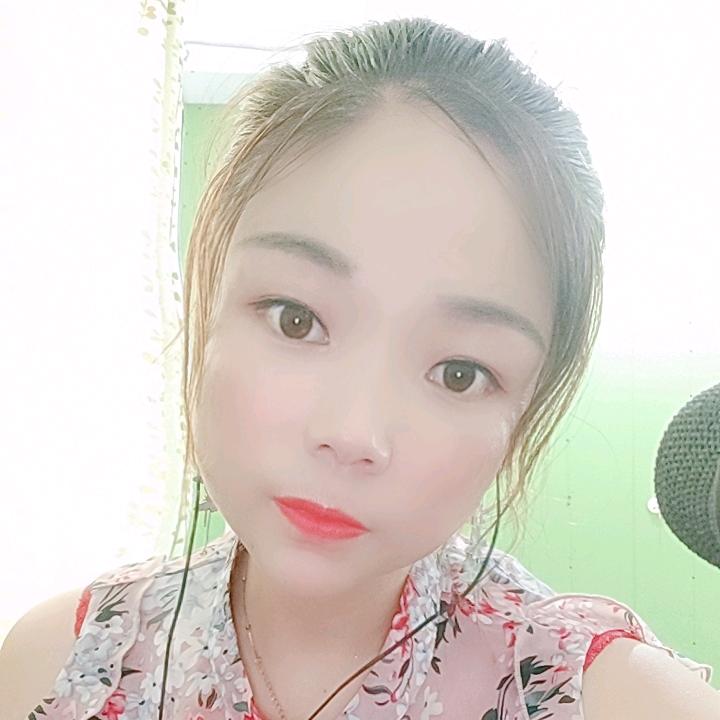 做中药材的小姐姐