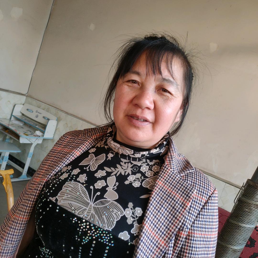奶奶爱欣宝