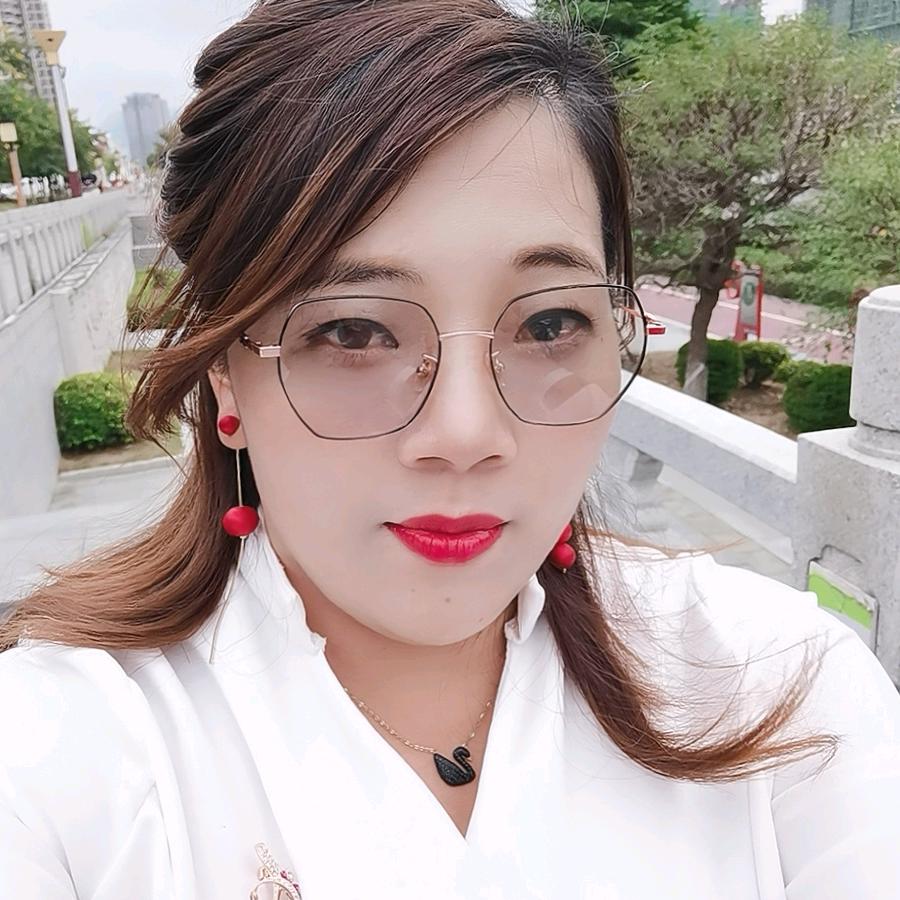 聪慧伶俐