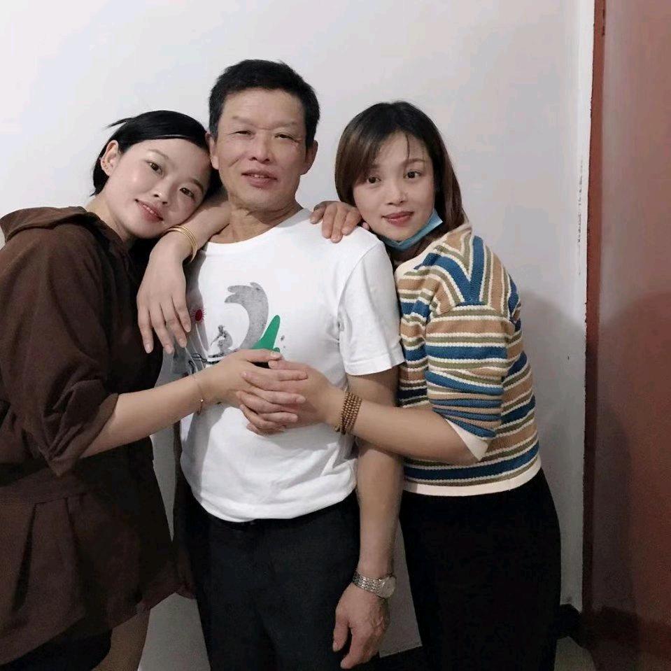 开心快乐。。。。。