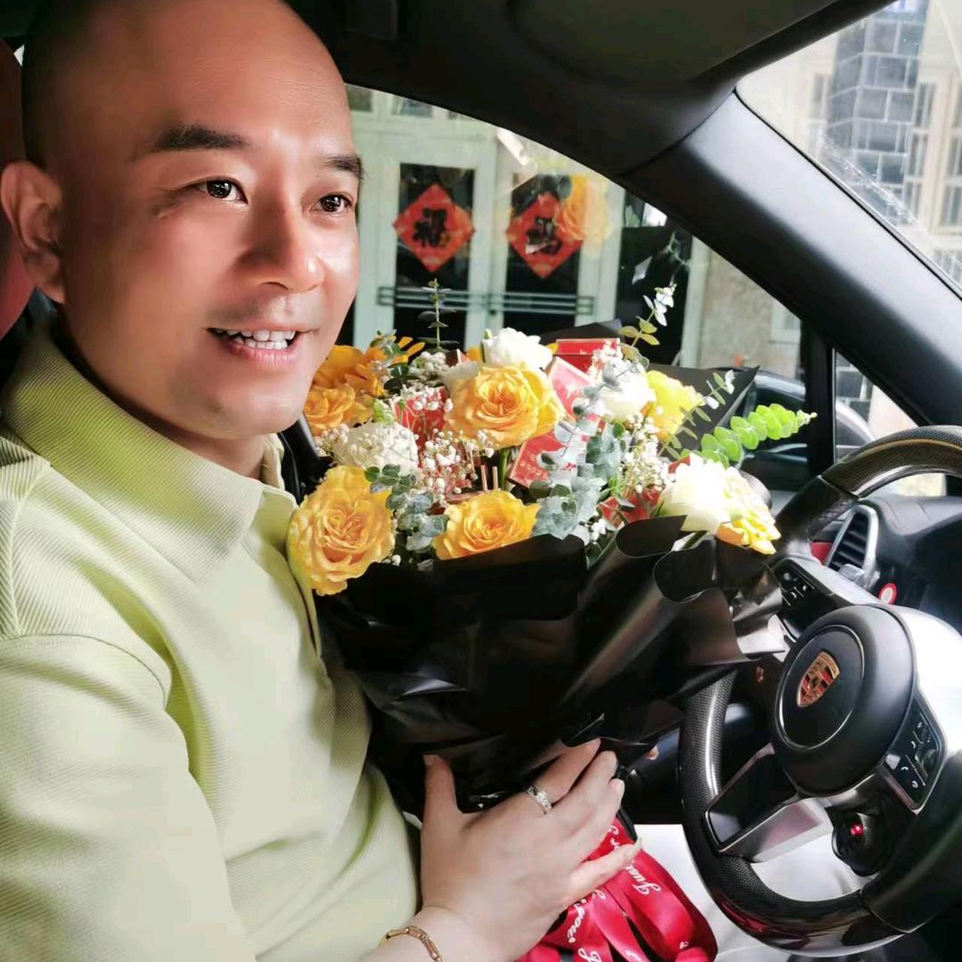 温州阿亮；乐清好声音，大舞台主持人！