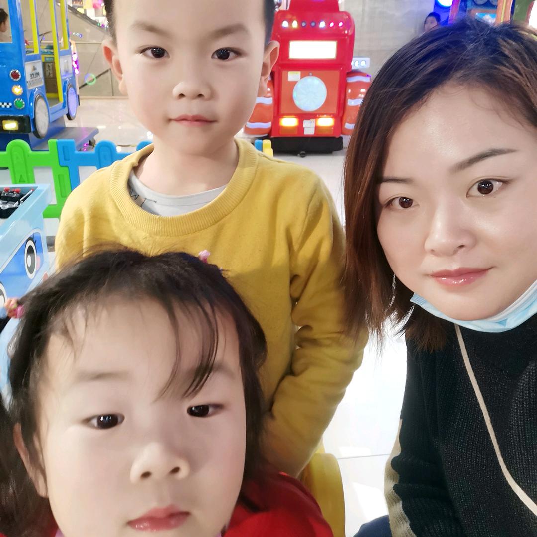 两个孩子的妈妈
