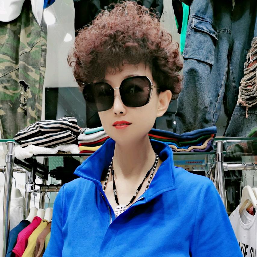慕亦菲服饰
