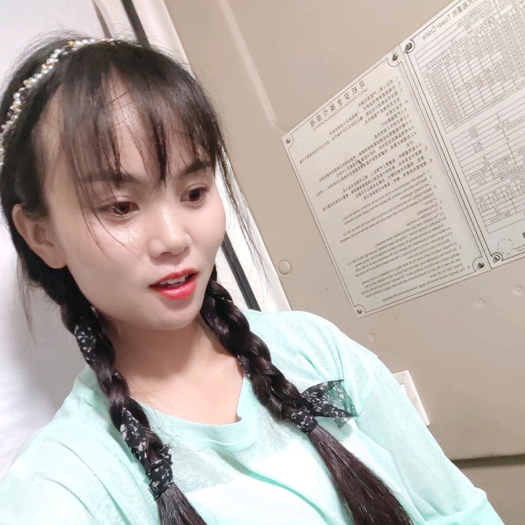 (ღ˘⌣˘ღ)琴儿
