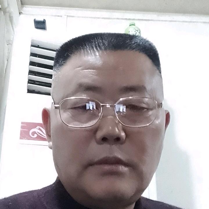 我是红尘一笑。大量收购报废车。