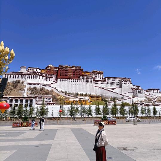 AAA木格金马家具城(阿连姐)