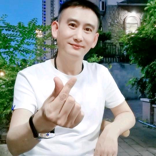 这哥就是哲哥