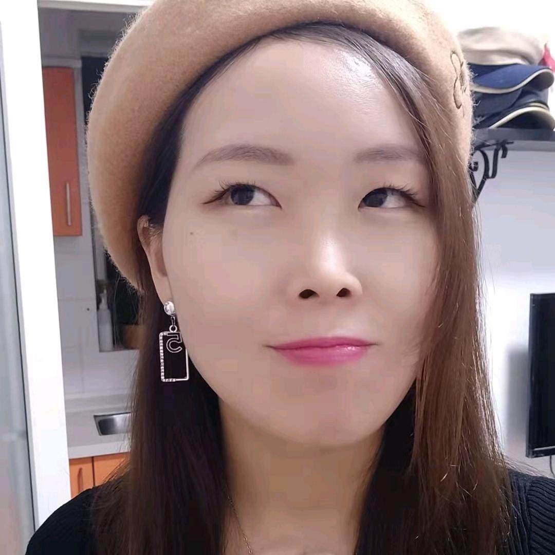 幸运小姐姐