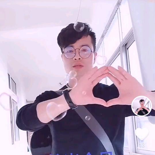 木吉他