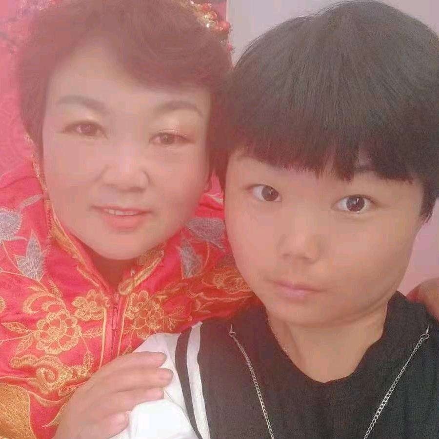 常年招收大龄工曹德芬