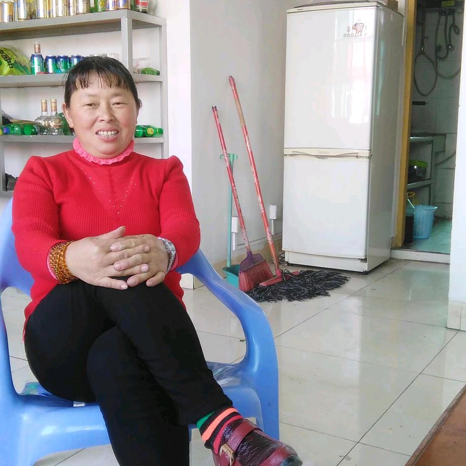 邓桂琼
