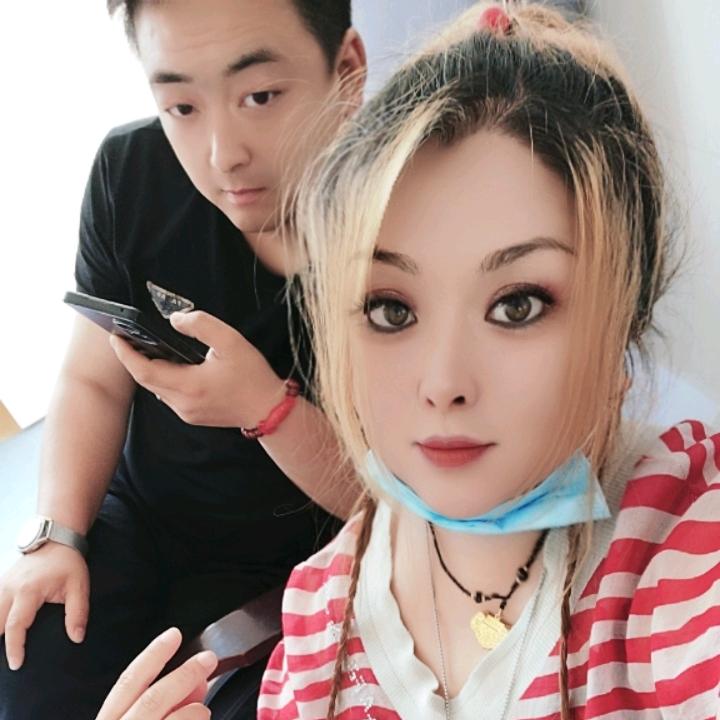 原来占据你内心的人不是我。