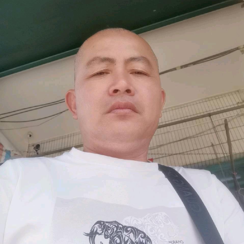 刘暖振