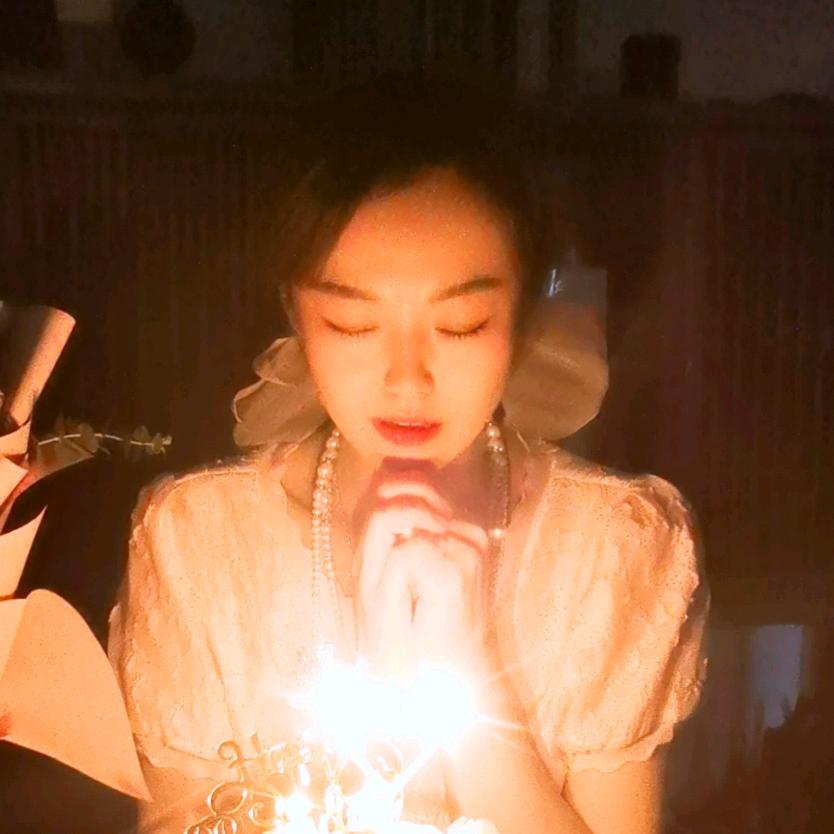 @ Smile•郭ᰔᩚ¹⁹⁸⁷