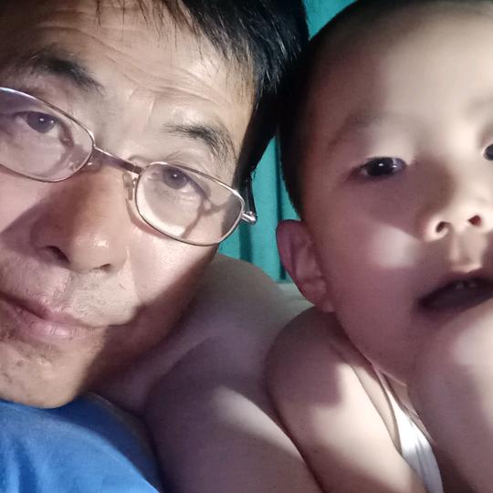 飞翔的鹰