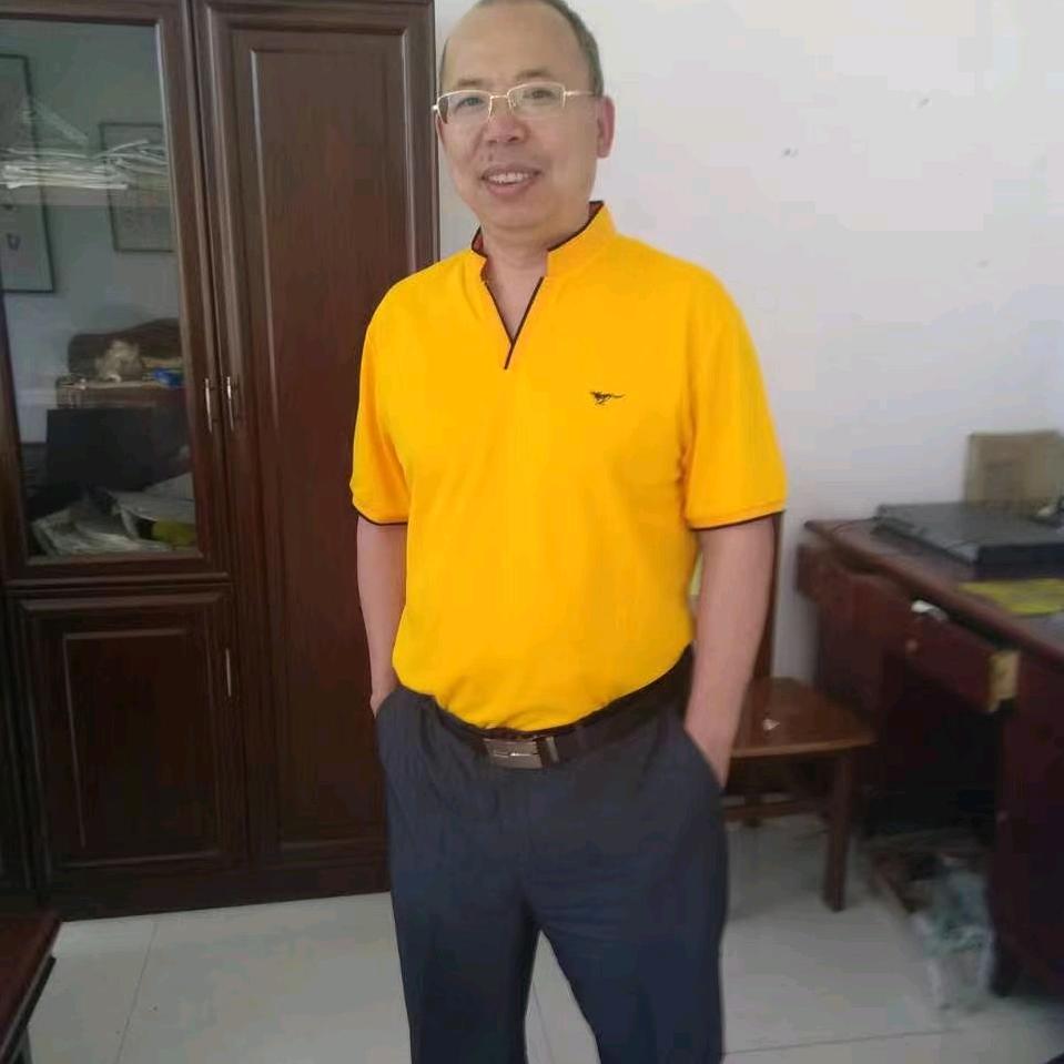 罗隆