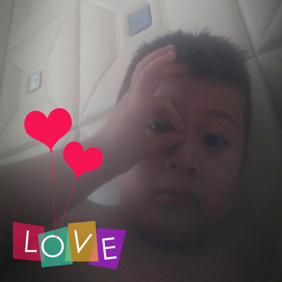 旧家拆除  砸墙上料