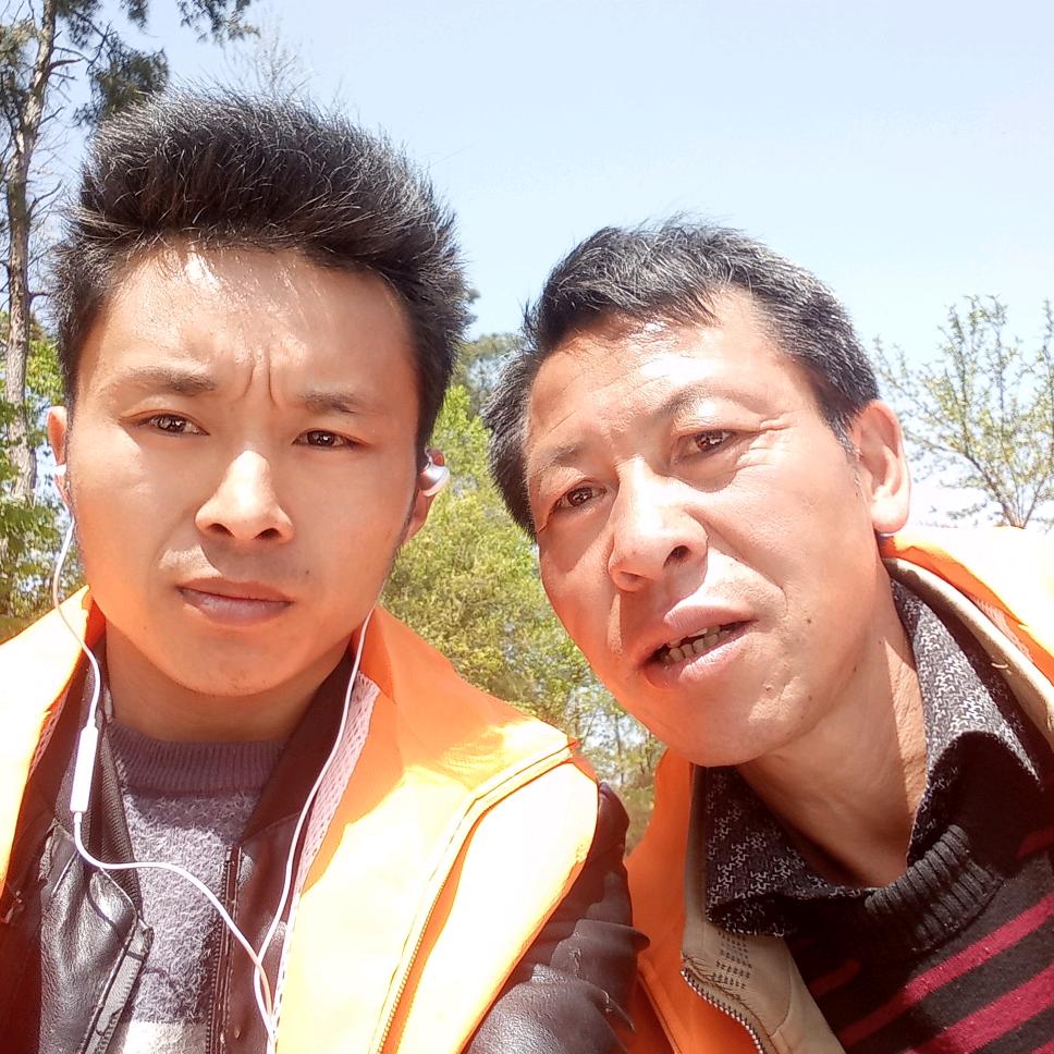 ། – _ – །微笑