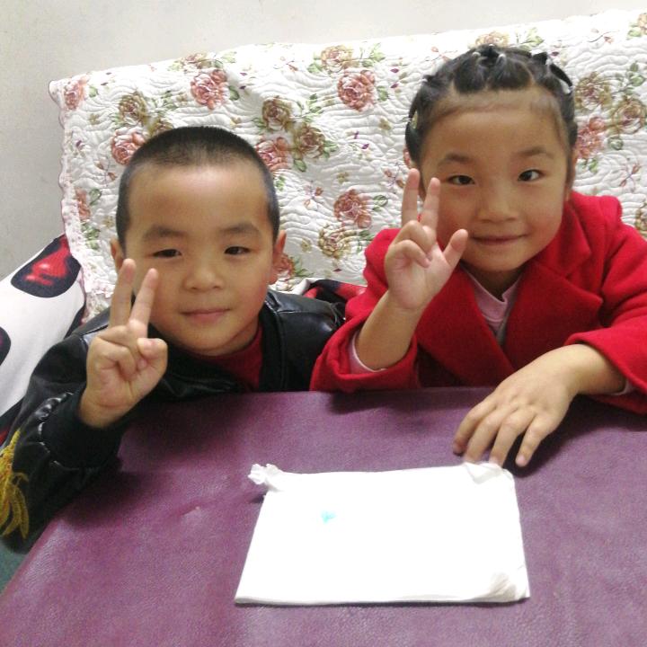 家有燕泽两宝贝