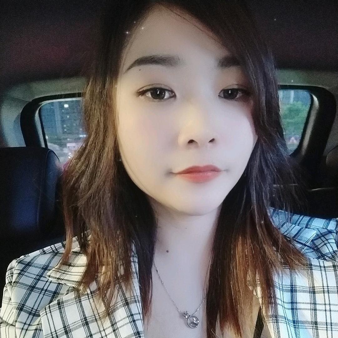 燕儿柔娜资服饰店