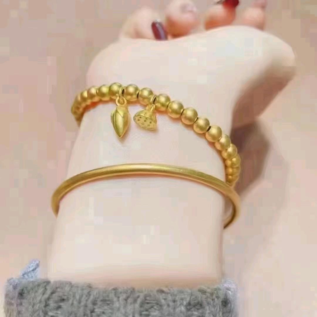 容容