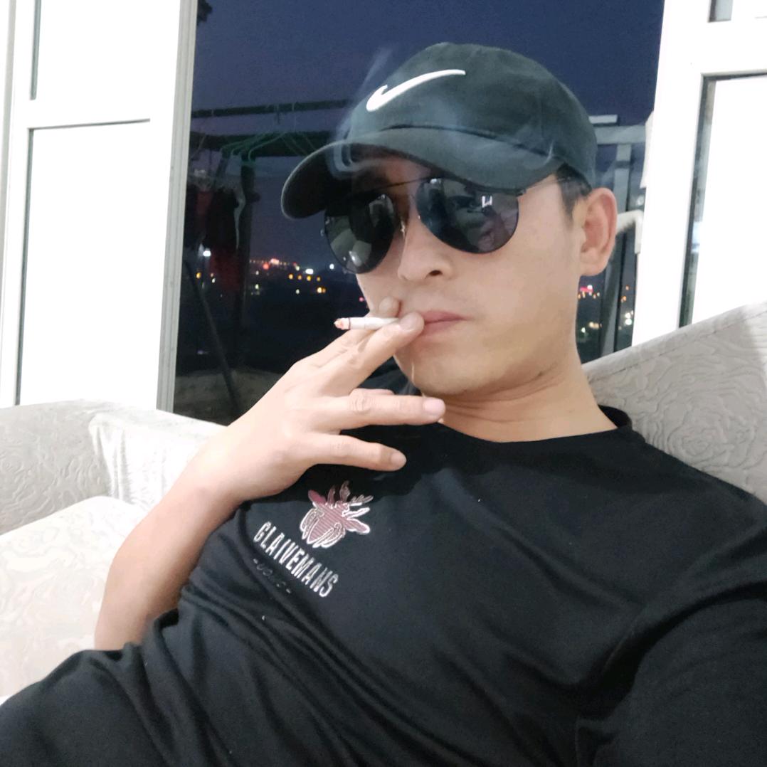 🐍纵橫四海🐍