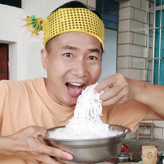 云南米线哥