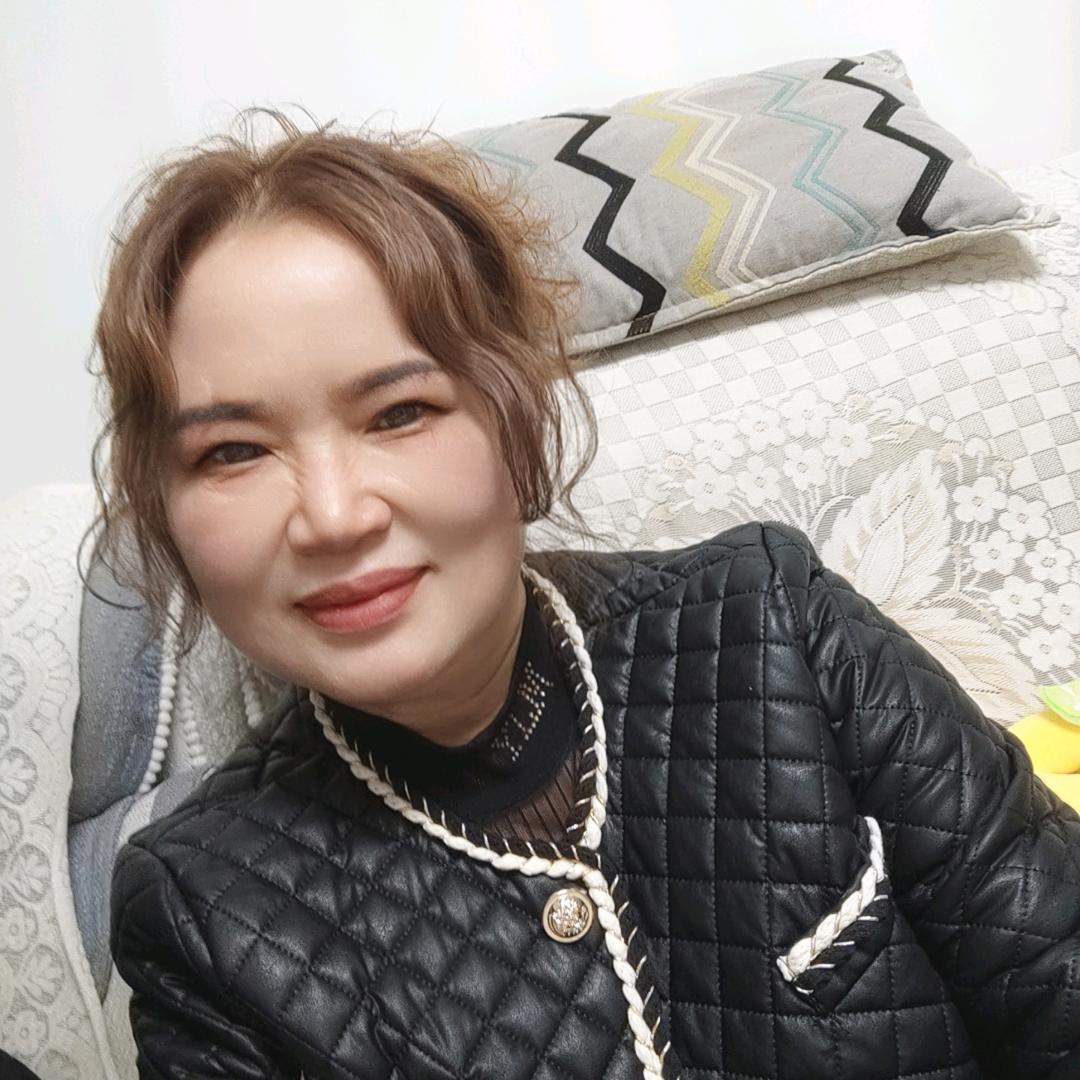 佳丽服装店