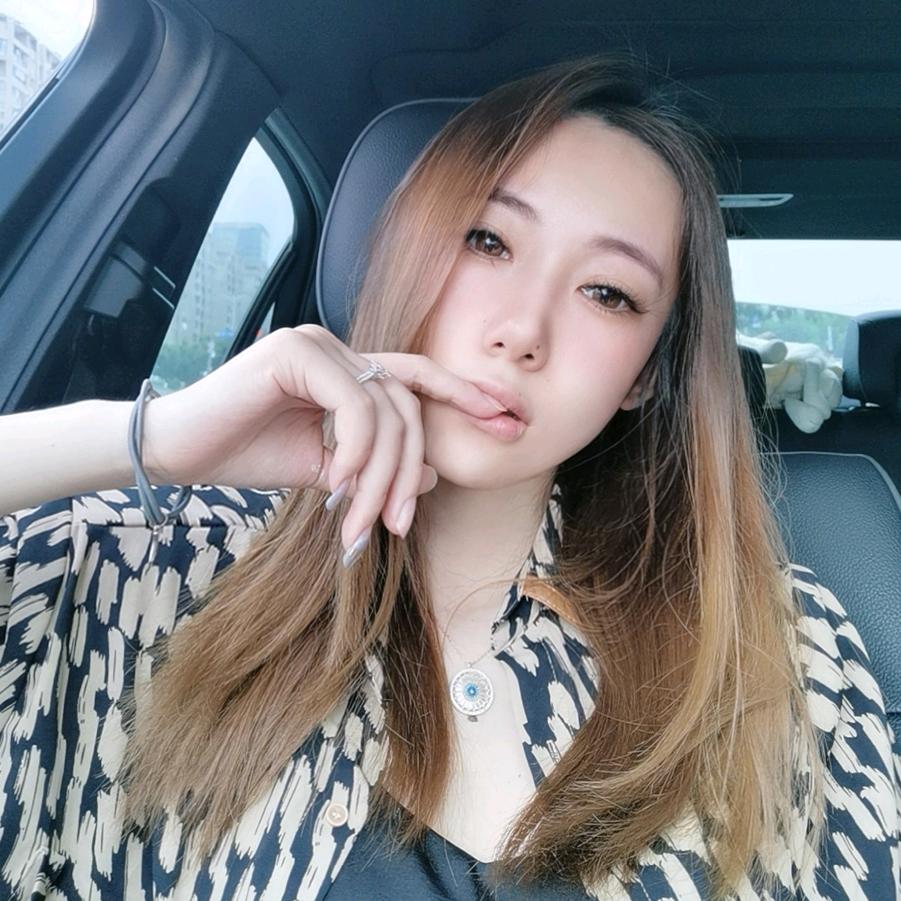 Se💋en。